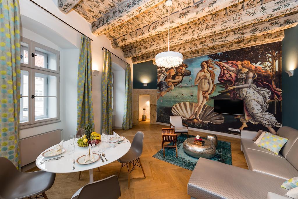 Old Royal Post Boutique Hotel & Premium Suites Prague Room photo