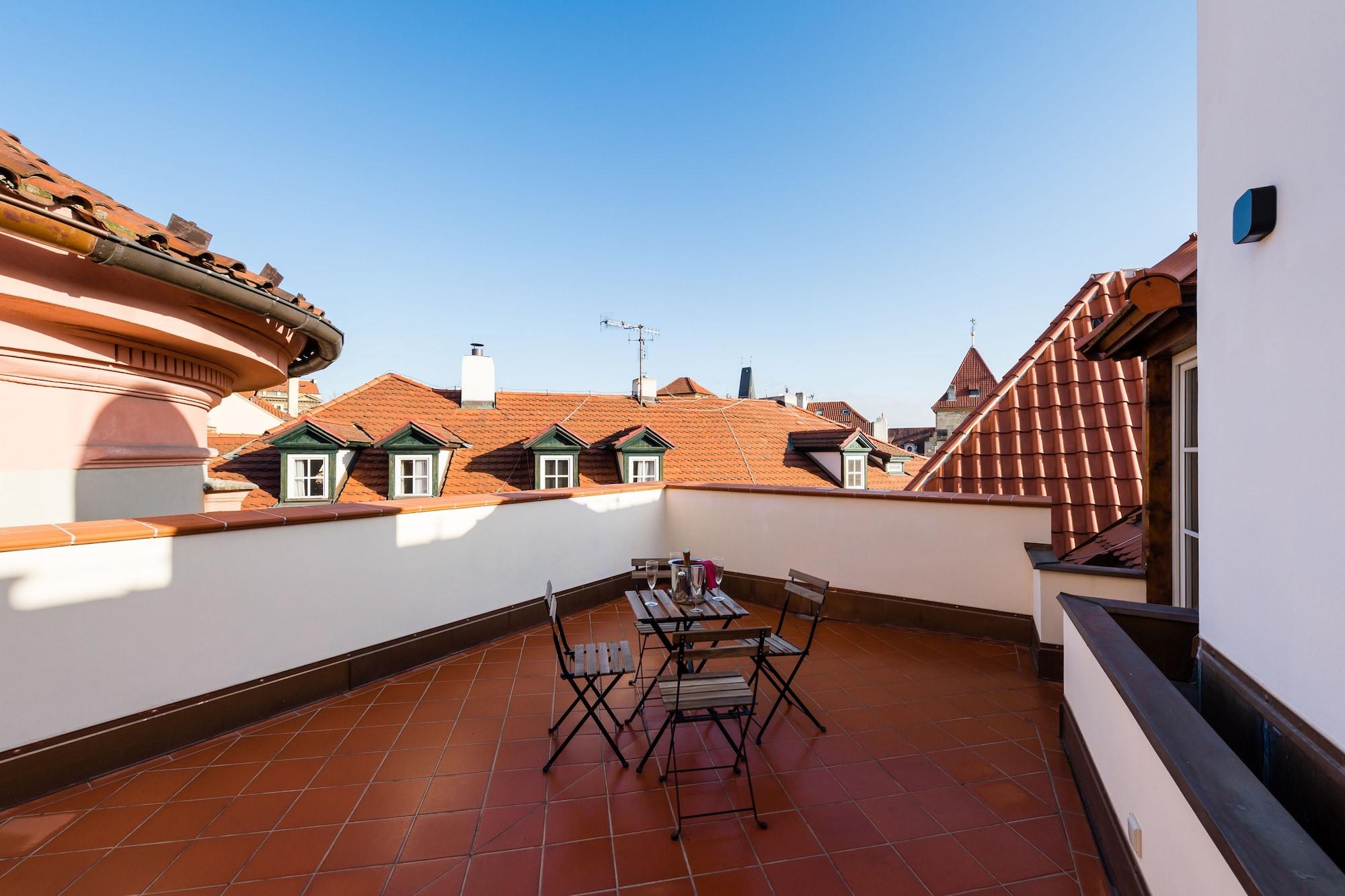 Old Royal Post Boutique Hotel & Premium Suites Prague Exterior photo