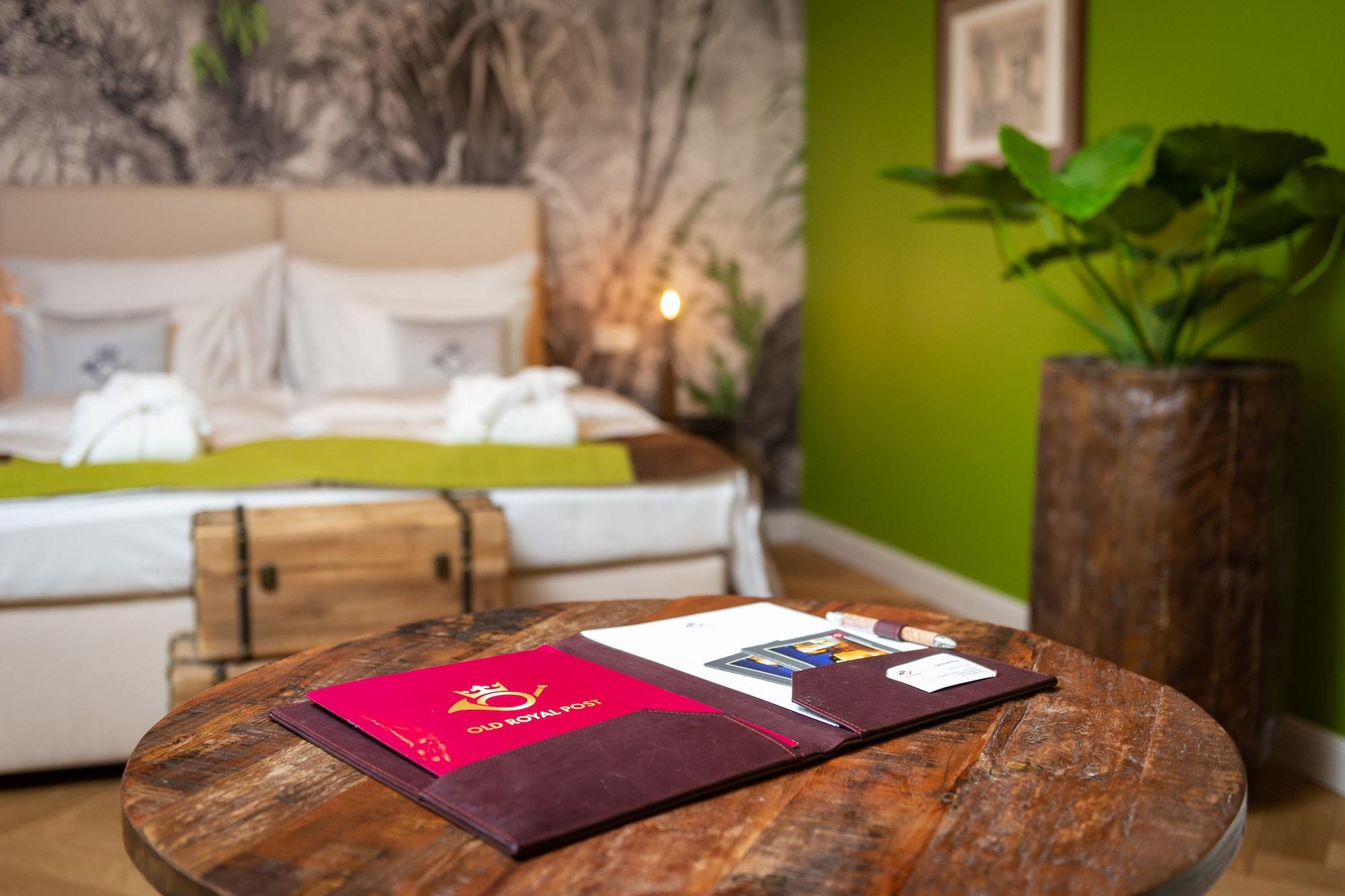 Old Royal Post Boutique Hotel & Premium Suites Prague Exterior photo