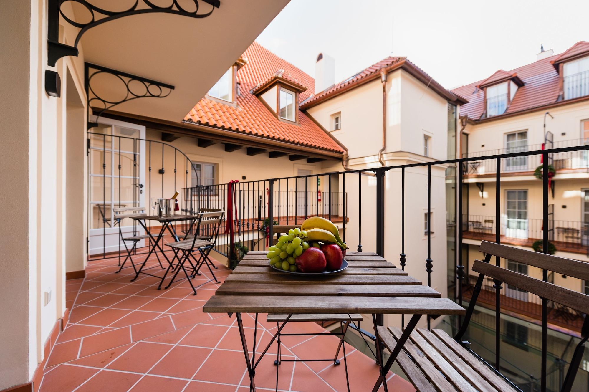 Old Royal Post Boutique Hotel & Premium Suites Prague Exterior photo