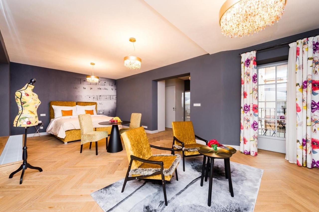 Old Royal Post Boutique Hotel & Premium Suites Prague Exterior photo