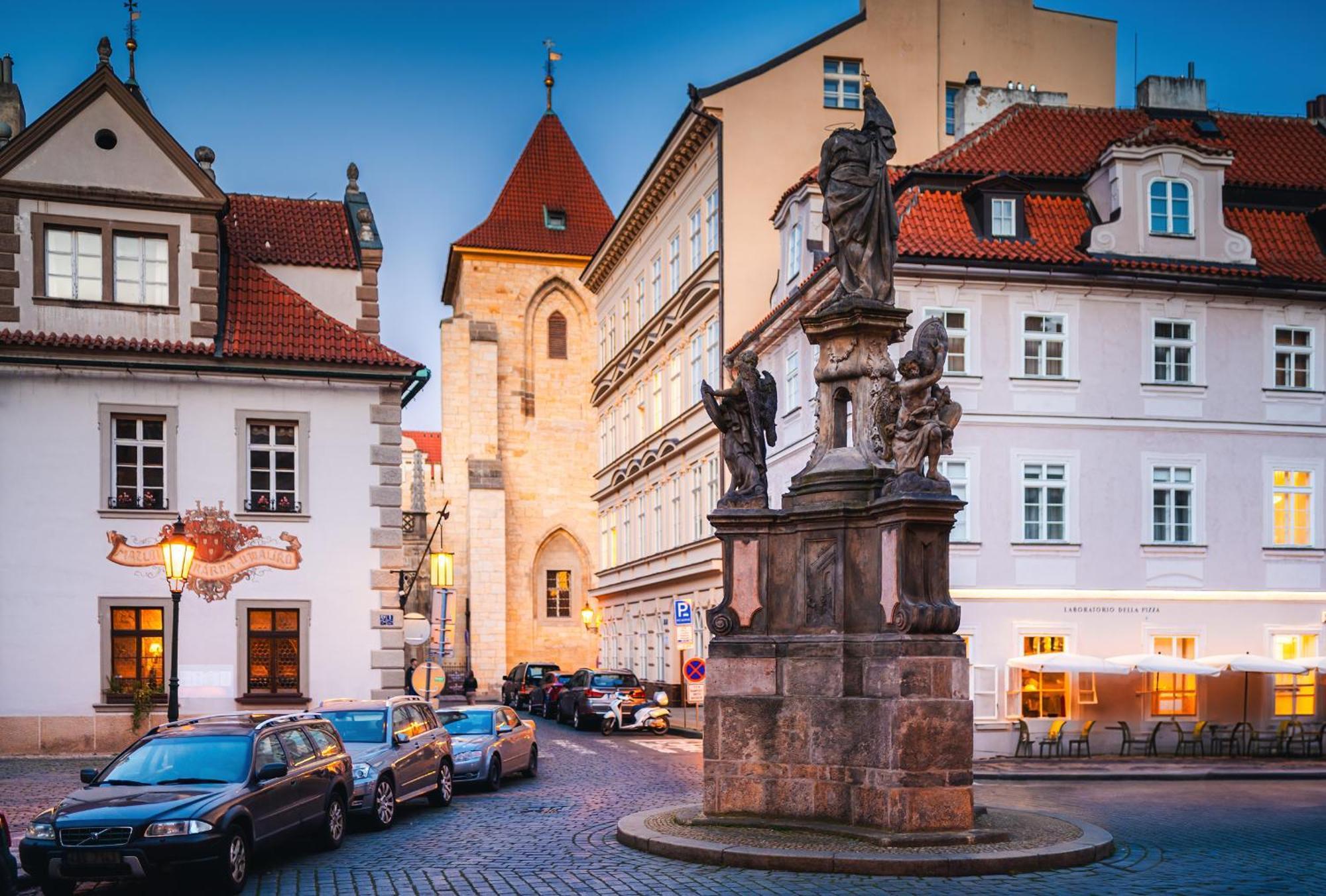 Old Royal Post Boutique Hotel & Premium Suites Prague Exterior photo