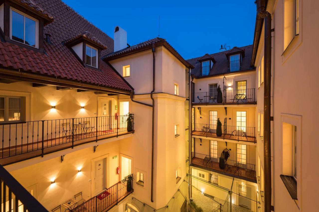 Old Royal Post Boutique Hotel & Premium Suites Prague Exterior photo