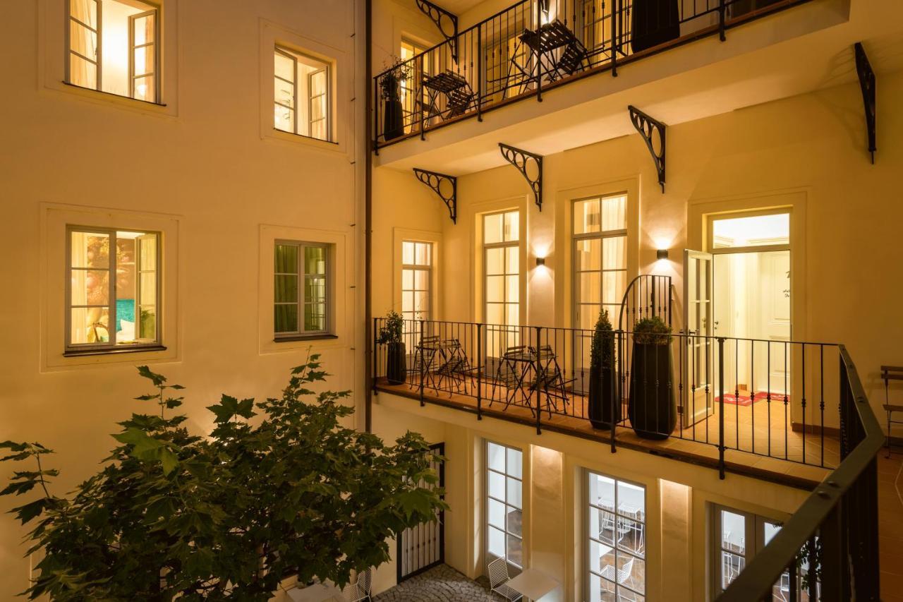 Old Royal Post Boutique Hotel & Premium Suites Prague Exterior photo